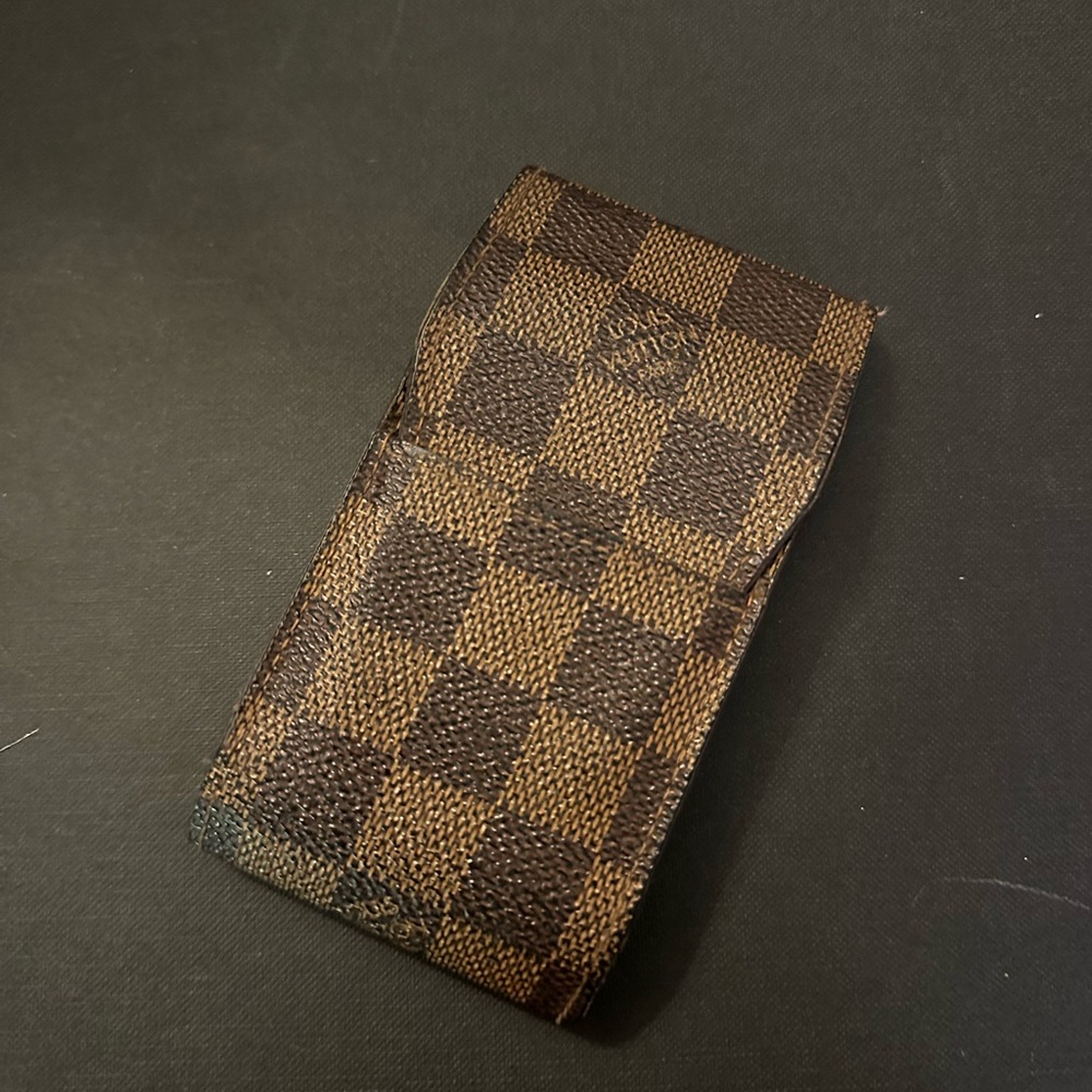 VINTAGE Louis Vuitton lipstick/cigarette case holder